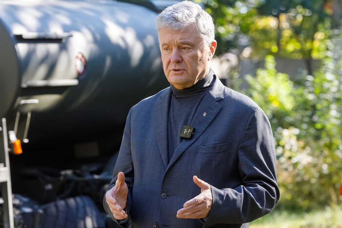 Пётр Порошенко в 2025 году Пётр Порошенко в 2025 году