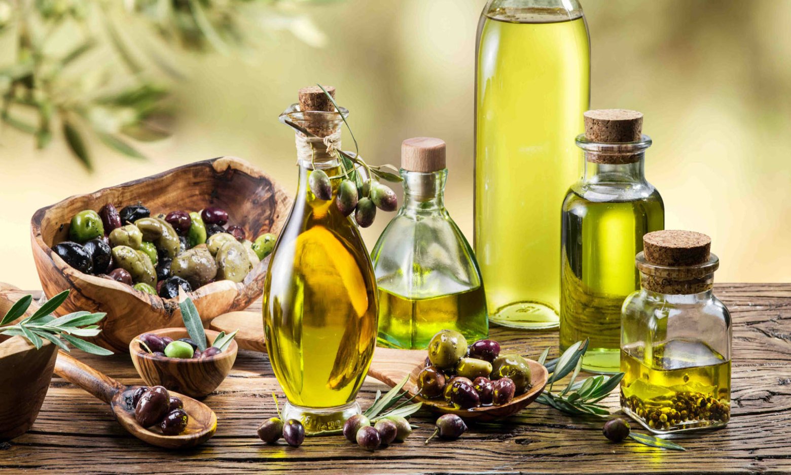 Довіряйте своєму носу: як зрозуміти, що оливкова олія зіпсувалась