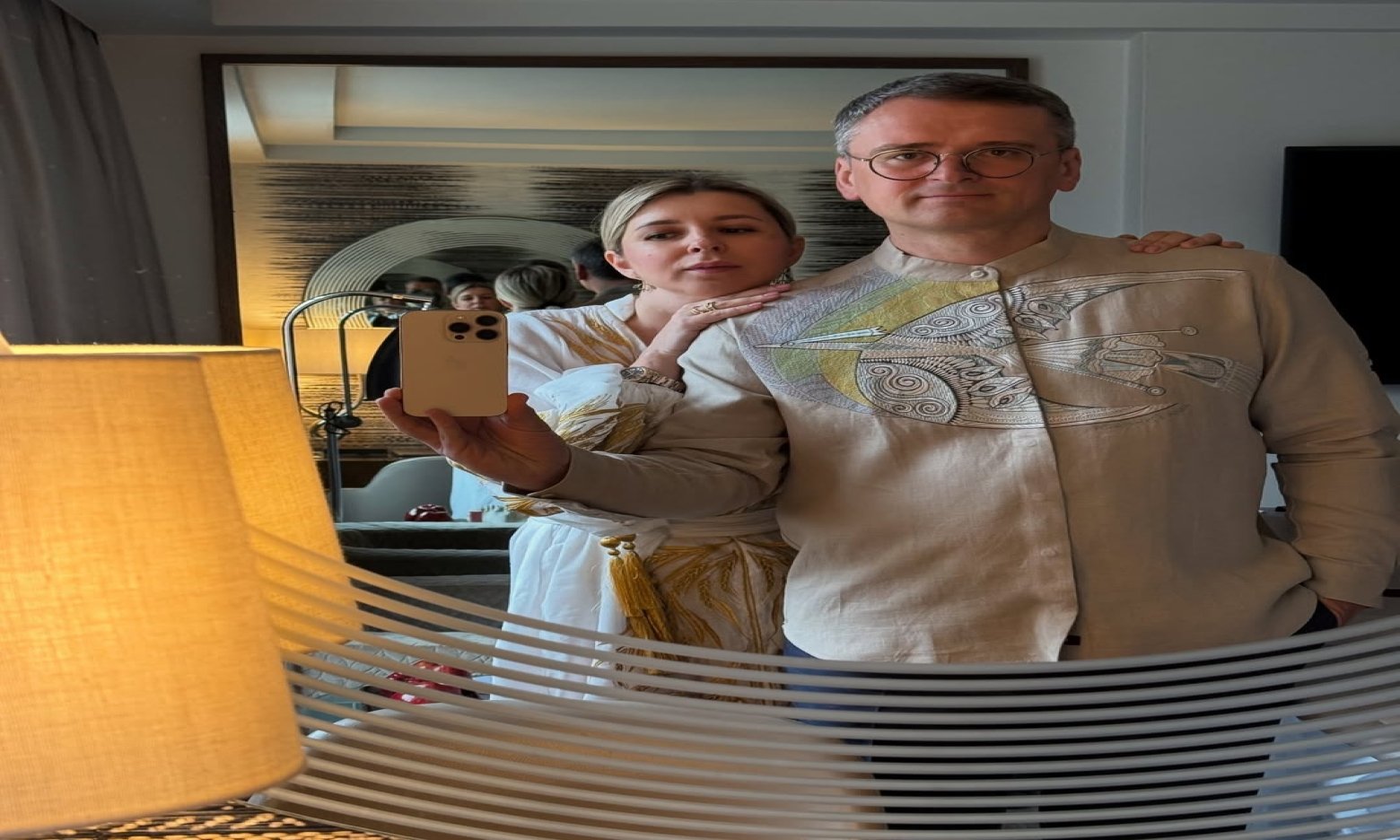 Дмитро Кулеба освідчився засновниці «Книголаву» Світлані Павлелецькій: що відомо про їхні заручини (ВІДЕО)