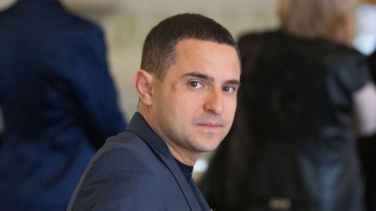 «Депутат вне сети»: что происходит с Александром Куницким в 2025 году