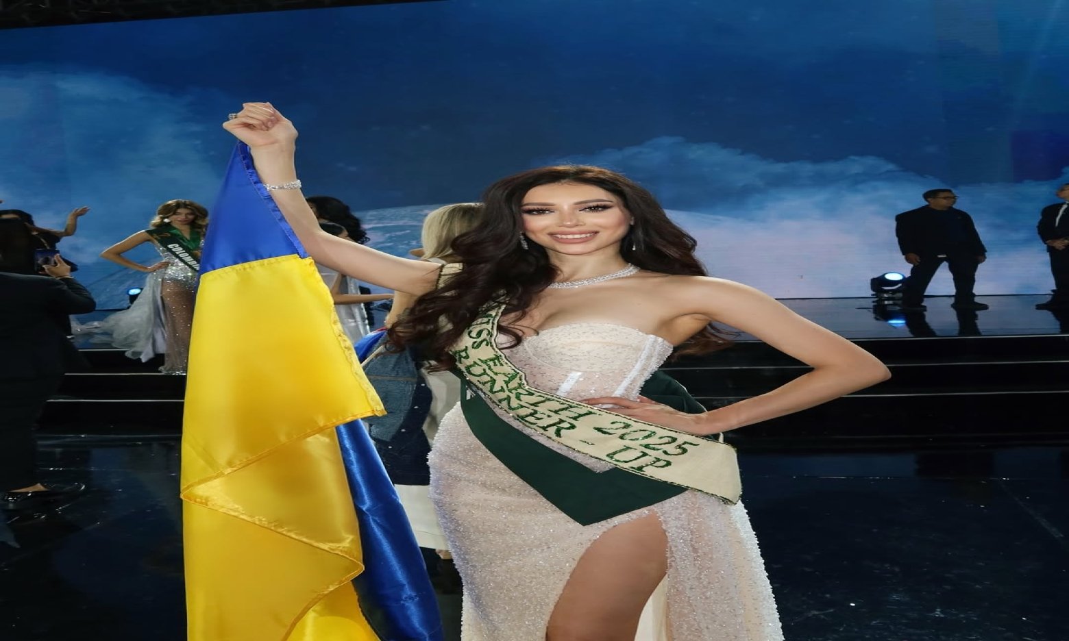 Уперше за всю історію! Модель Марія Желяскова здобула титул «Віце Міс» у конкурсі «Міс Земля 2025»