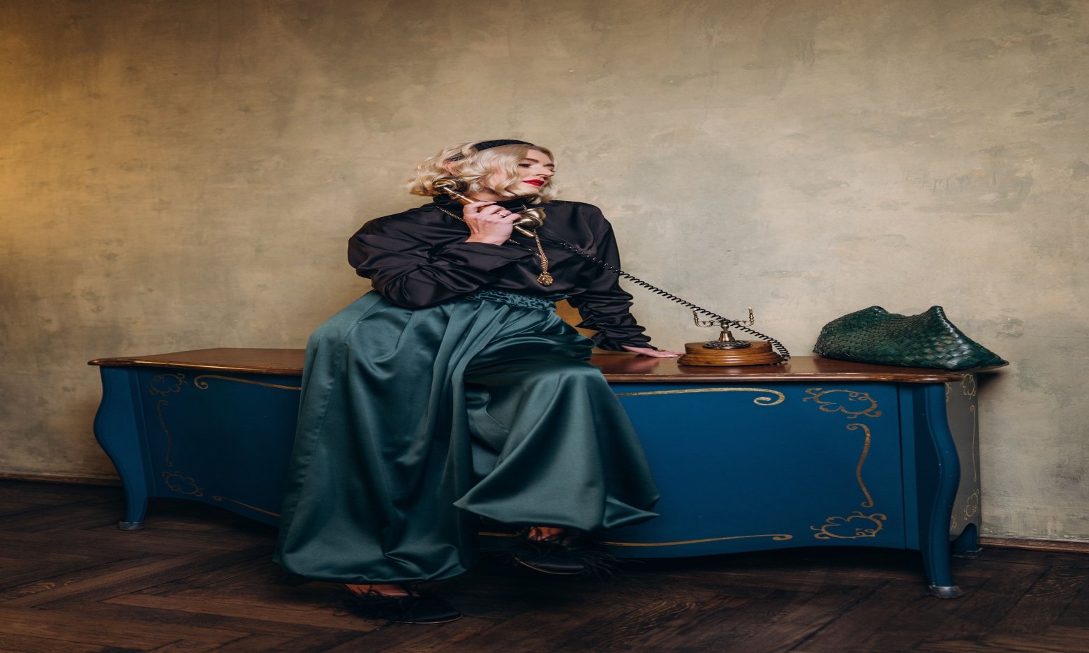 Наче з фільму: золота ера Голлівуду у новому дропі від MINT та Тетяни Карікової (ФОТО)