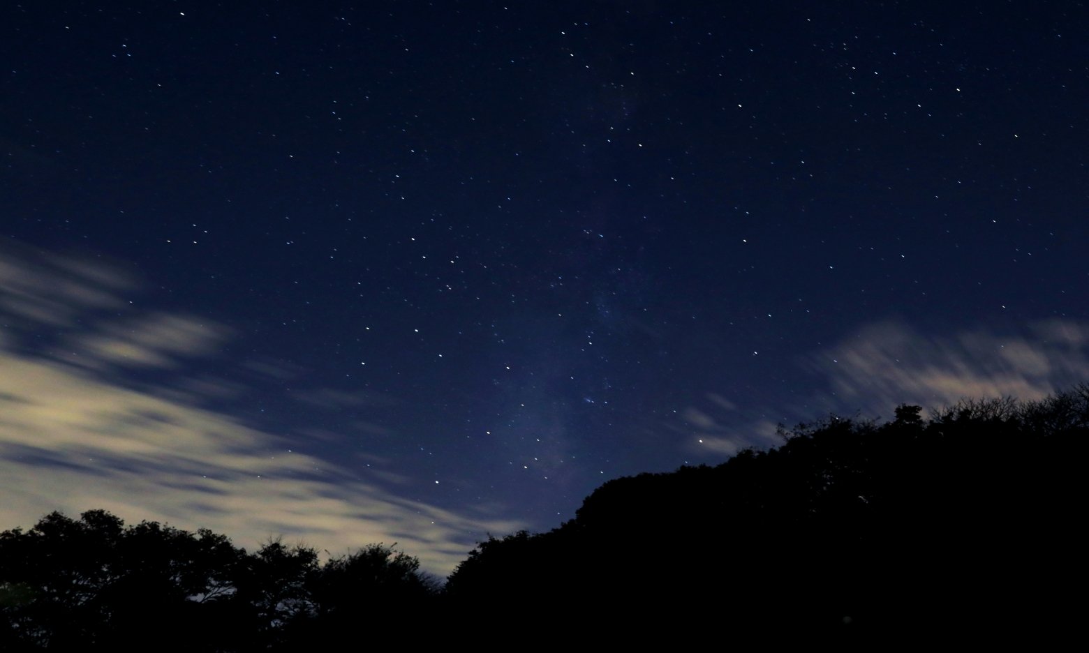 Зимове сонцестояння 2025: коли в Україні буде найдовша ніч року і що вона означає