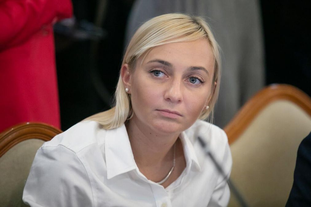 Олександра Устинова