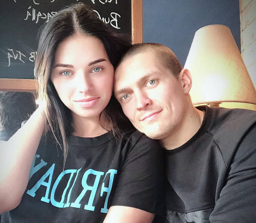 Жена Усика: подробности биографии, личной жизни и роли рядом с чемпионом