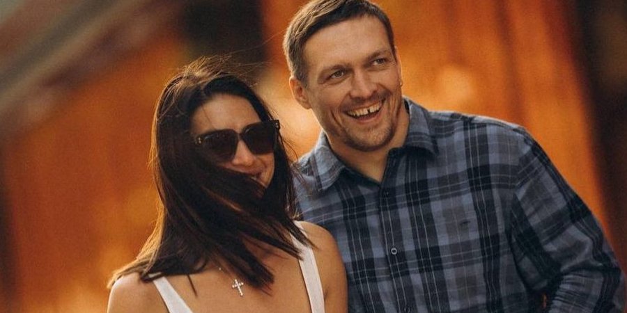 Жена Усика: подробности биографии, личной жизни и роли рядом с чемпионом