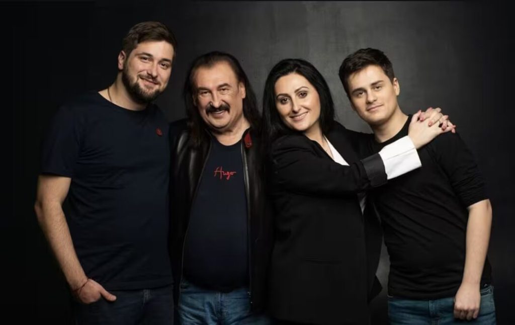 Степан Гіга Перша Дружина: подробности личной жизни и биография